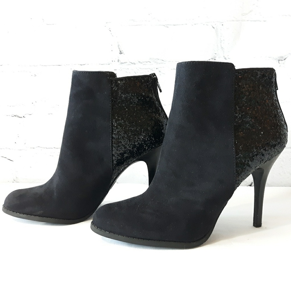 Mossimo high heeled ankle boots with sparkle